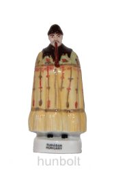 Kézzel festett miniatűr porcelánfigura subában