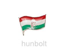 Ezüst színű magyar zászló címerrel 18 mm jelvény