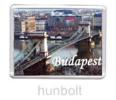 Budapest feliratos műanyag keretes hűtőmágnes- Budapest-Lánchíd nappal  