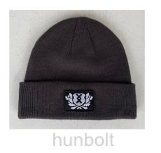Kötött HARCOS sapkák- sötétszürke pajzs hímzéssel