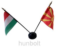 Nemzeti és Macedónia zászlók asztali tartóval