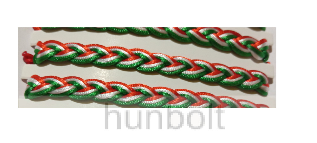 Image of Nemzeti színű fonott fényes zsinóros karkötő- 1,0 cm széles