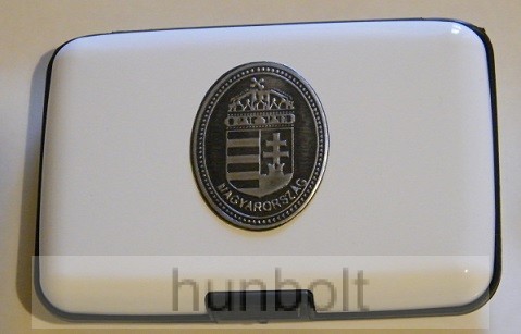 Image of Bankkártya tartó metál fehér színű ón címer matricával