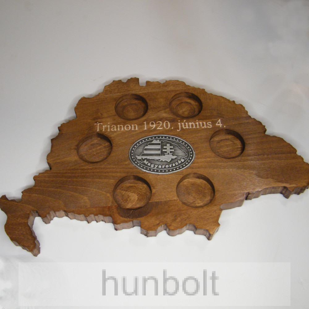 Image of Faragott Nagy-Magyarország pálinka kínáló Trianon felirattal, ón címkével